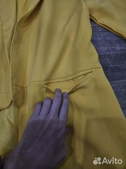 Пиджак желтый