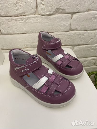 Сандали новые 23,24,25