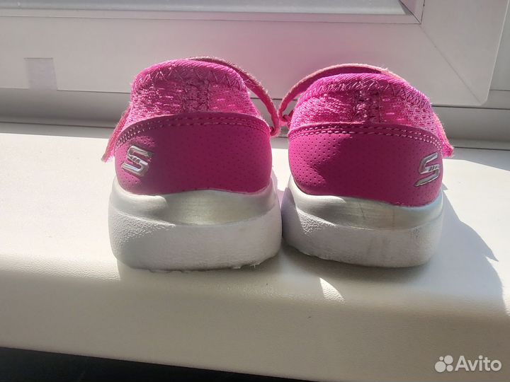 Кроссовки skechers