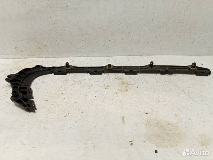 Направляющая бампера заднего