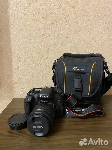 Зеркальный фотоаппарат canon 750d с сумкой,флешкой