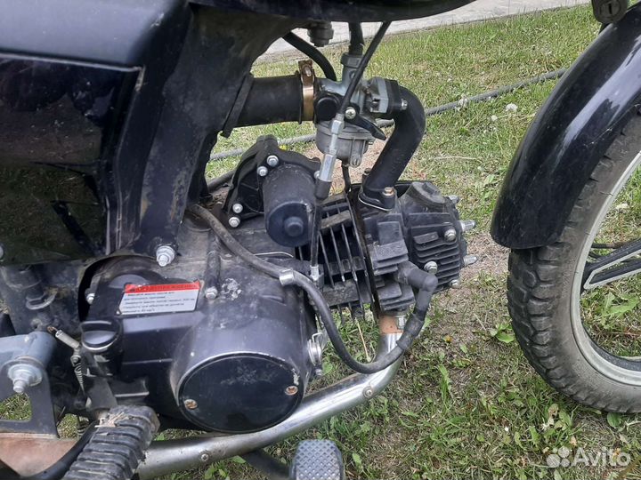 Продаю мопед