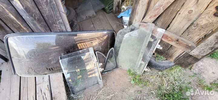 Стекло ваз 2107