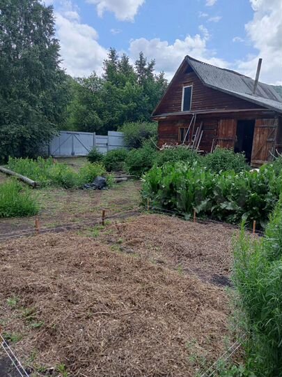 Дом 32 м² на участке 13,6 сот.