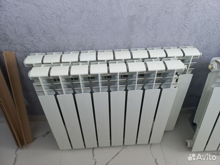 Радиатор отопления (батарея)