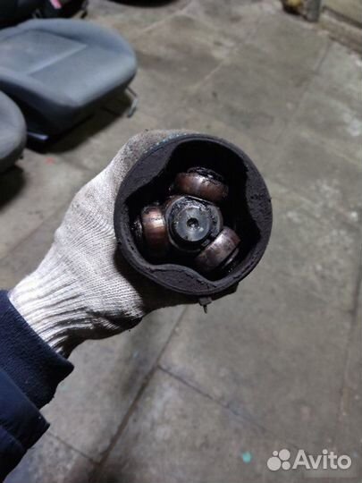 Привод передний правый Nissan Almera Classic