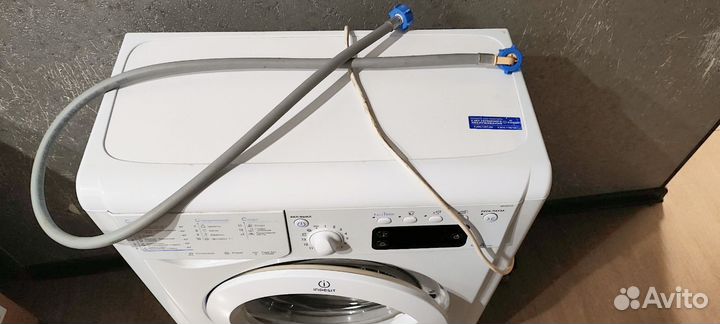 Продам стиральную машинку