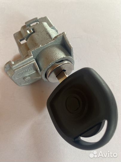 Личинка замка двери Chevrolet Cruse 2010-2019