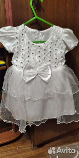 Платье праздничное