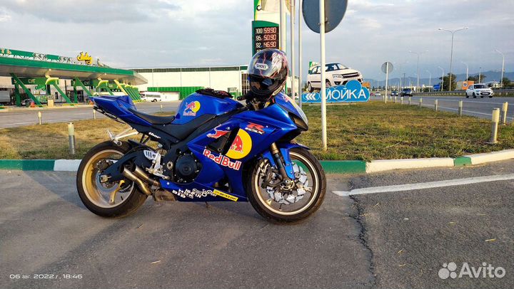Сузуки GSX R 1000