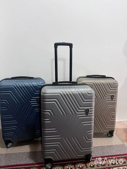 Чемодан на колесах