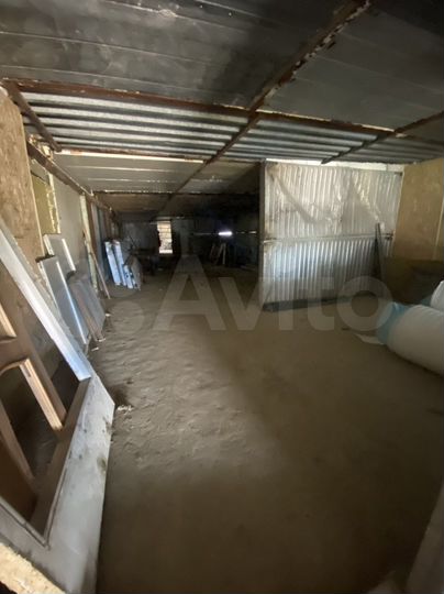 Гараж, > 30 м²