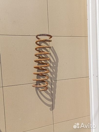 Пружина задняя Шевроле Нива