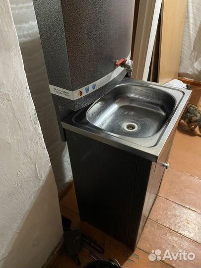 Умывальник на дачу