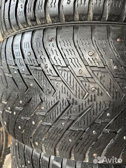 Nokian Tyres Hakkapeliitta 8 275/45 R21 и 315/40 R21