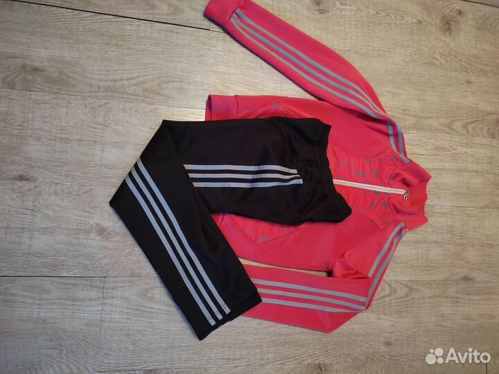 Спортивный костюм adidas
