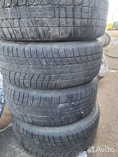 Triangle TR777 235/60 R18