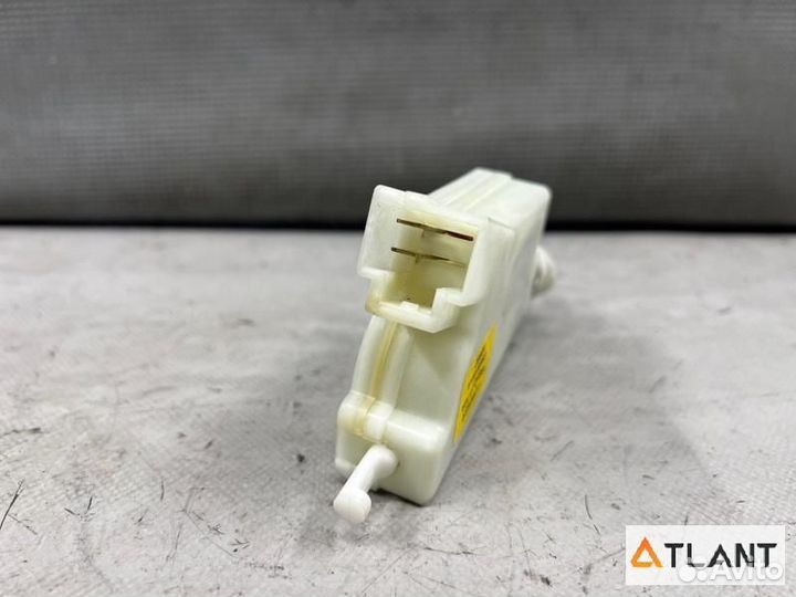 Замок лючка бензобака nissan teana