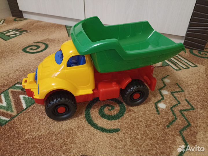 Продам детские машины