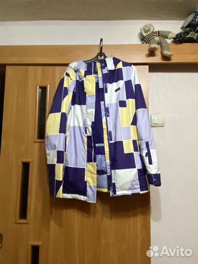 Женский горнолыжный костюм