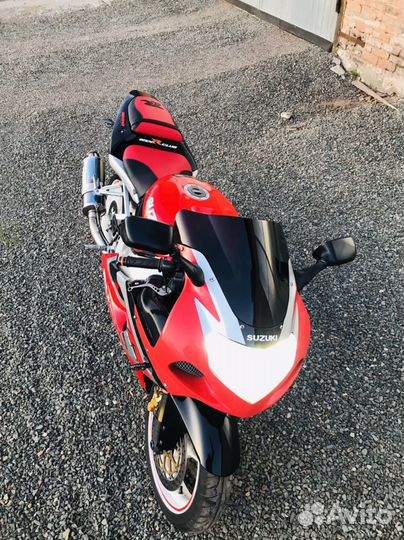 GSX-R 1000 K1