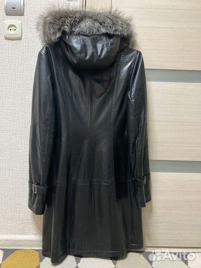Дубленка натуральная кожа с капюшоном