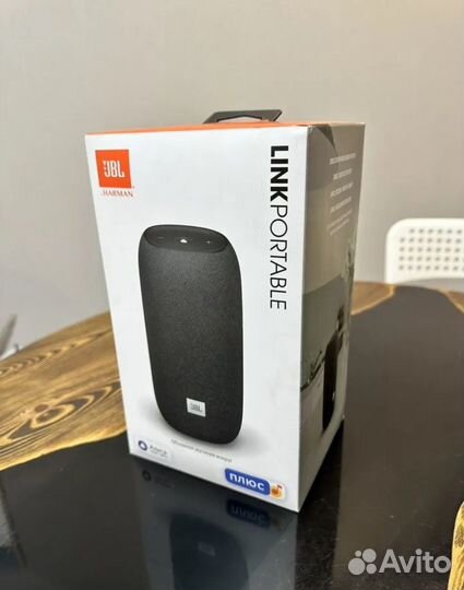 JBL link portable Алиса от Яндекс