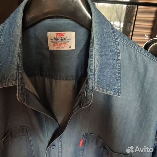 Летняя джинсовая рубашка мужская Levis