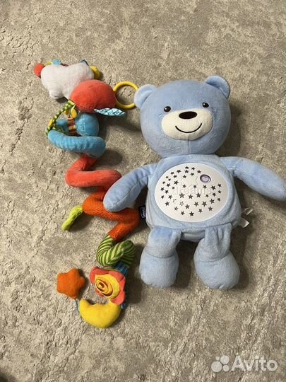 Плюшевый медведь