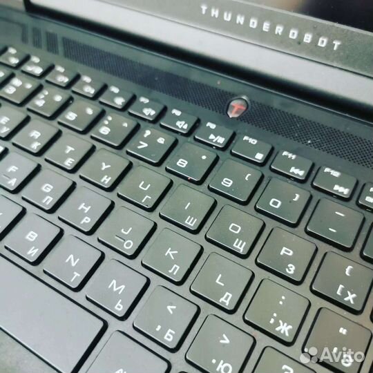 Гравировка клавиатур лазером, гравировка металла и