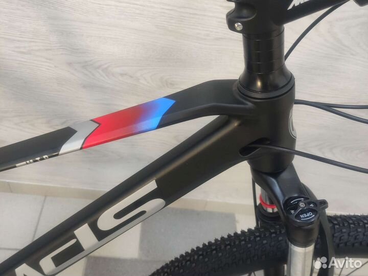 Велосипед магниевый 26 дюймов новый