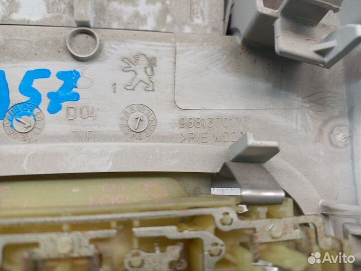 Плафон салонный Peugeot 3008 1.6 10fjbz (EP6CDT