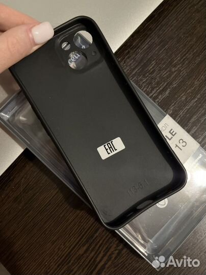 Чехол на iPhone 13