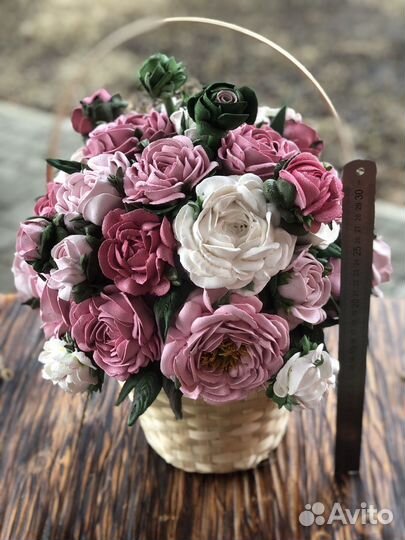 Корзина с цветами из зефира