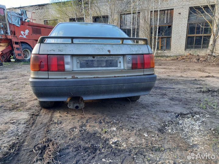 Audi 80 в разбор