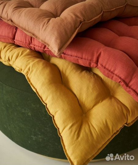 Подушки, лежаки, сидушки