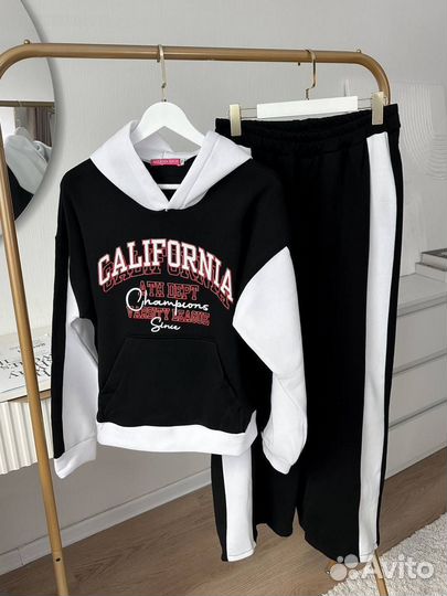 Костюм женский на флисе размер 54 56