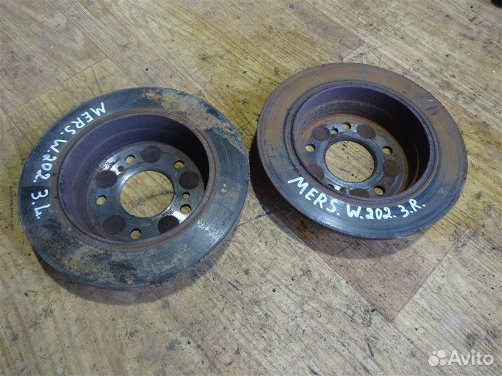 Диск тормозной задний Mercedes Benz W202 1993-2000