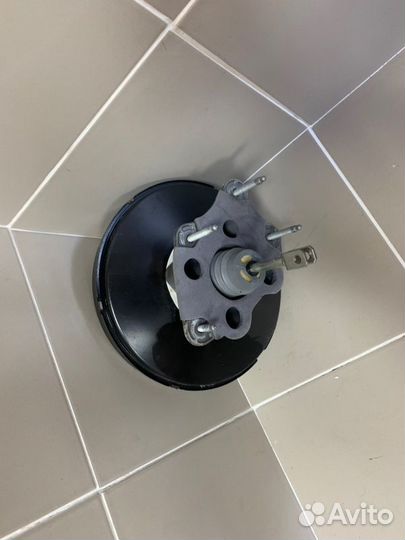 Вакуумный усилитель тормозов Renault Duster 2