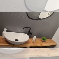 Столешница из дерева под раковину в ванную