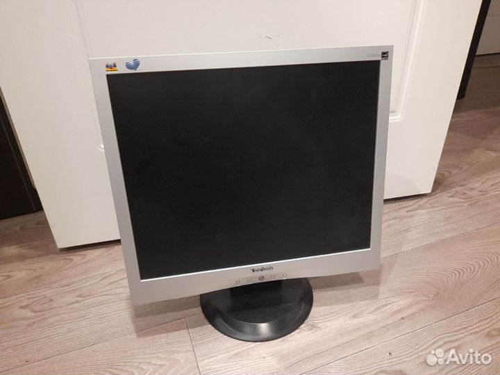 ЖК монитр 19 дюймов ViewSonic