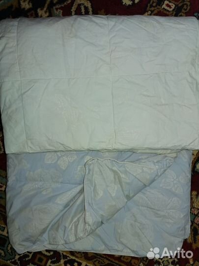 Одеяло пуховое