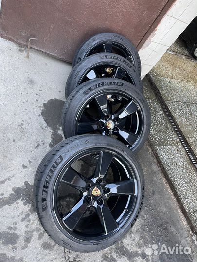 Оригинальные Колеса Porsche Panamera GTS