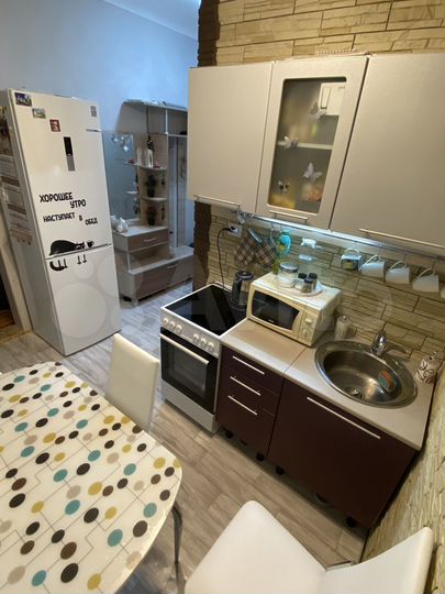 2-к. квартира, 45 м², 4/4 эт.