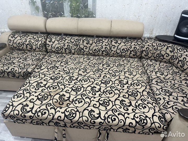 Угловой диван