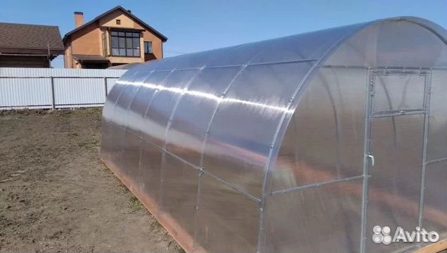 Теплицы. Прочный оцинкованный каркас