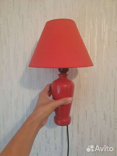 Лампа настольная