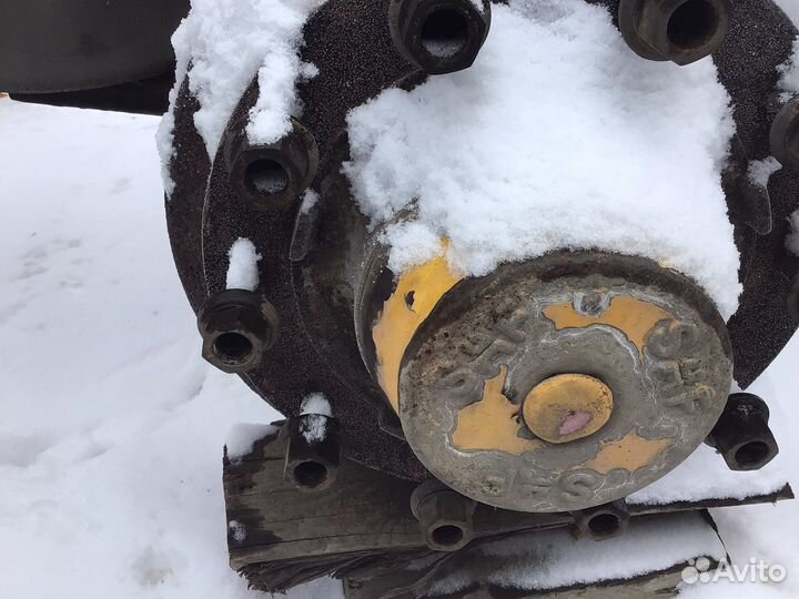 Ось полуприцепа саф