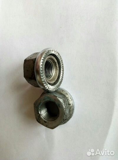 Гайки от втулки велосипеда Урал