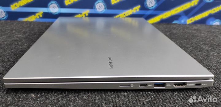 Maibenben (R7-5700u/16GB/SSD512/Radeon Graphics)